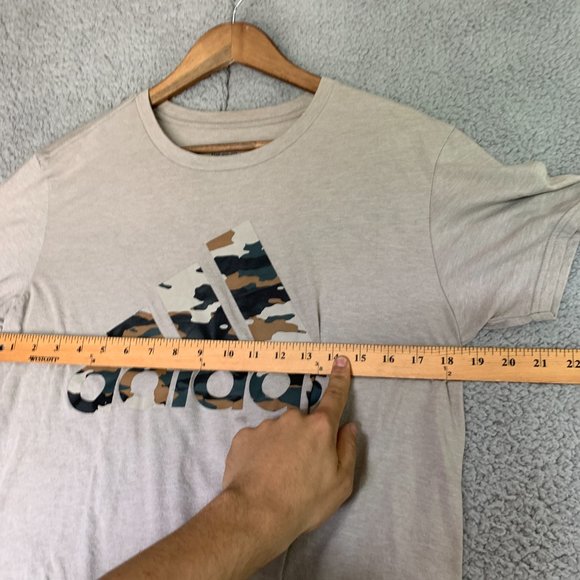 Adidas Camo Graphic Logo T-Shirt. Excellent Condition - Picture 5 of 9